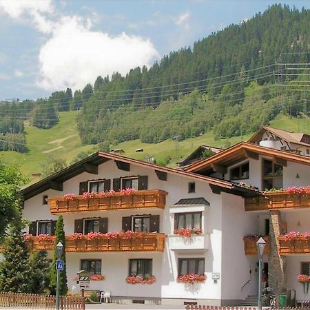 Haus Fallesin Санкт-Антон-ам-Арльберг Экстерьер фото